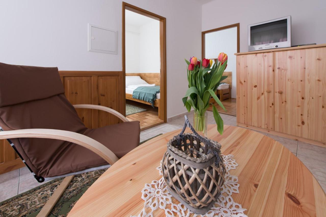 Hajdu Apartman 3. Hajdúszoboszló Buitenkant foto