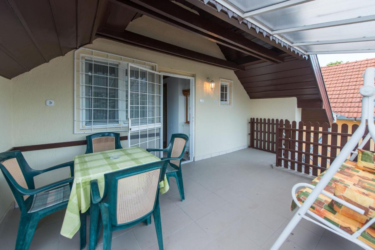 Hajdu Apartman 3. Hajdúszoboszló Buitenkant foto